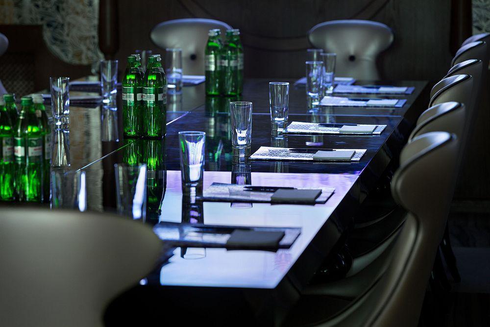 Iris Art Hotel Charków Zewnętrze zdjęcie