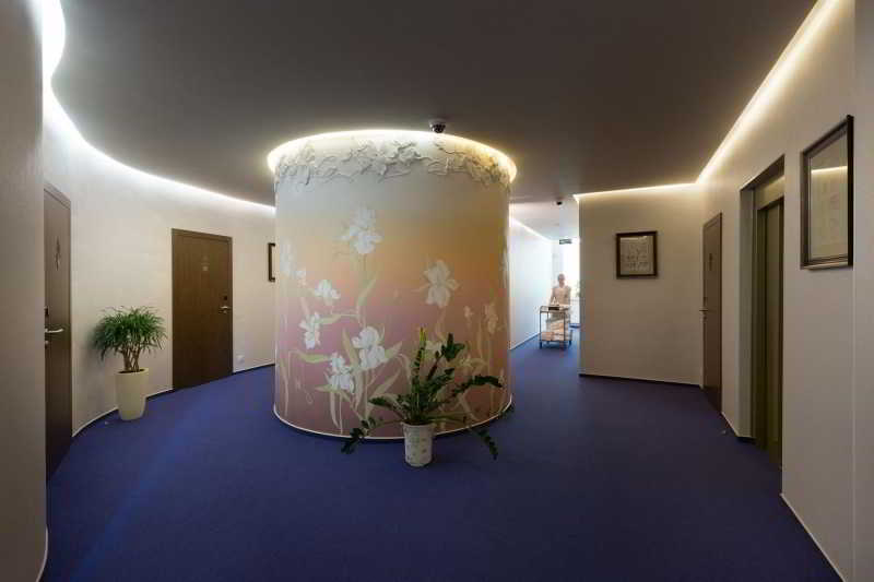 Iris Art Hotel Charków Zewnętrze zdjęcie