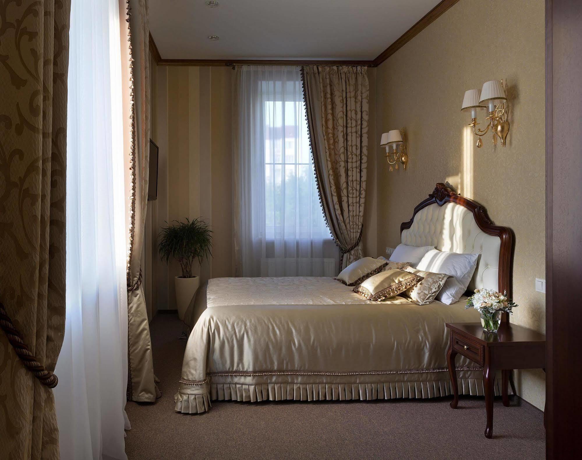 Iris Art Hotel Charków Zewnętrze zdjęcie