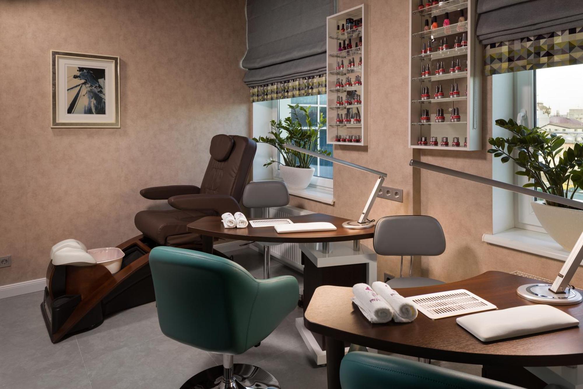 Iris Art Hotel Charków Zewnętrze zdjęcie